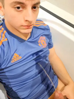 #Pissing #Bathroom #Cumshot #Solo #Compilation #Gay #Twink #Jerking Off #Self Piss Swallow #Self Piss #Manchester United