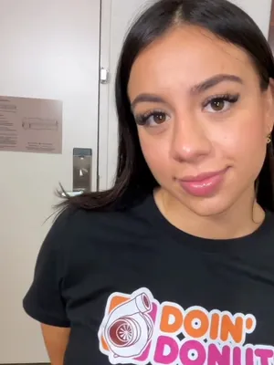 #Amateurs #Blowjob #Brunette #Tattoo #Deepthroat #Teasing #Bra #Hot #Fucking #Sloppy Blowjob #Donut Prop