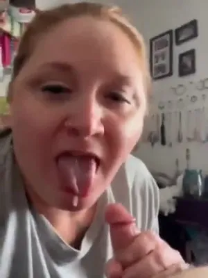 #Blowjob #Redhead #Tattoo #Onlyfans #Vertical Porn #Leaks #Onlyfans Models #Redheadcumslut