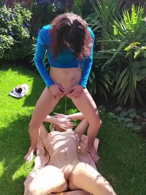 #Brunette #Blonde #Pissing #Petite #Outdoor #Vertical Porn