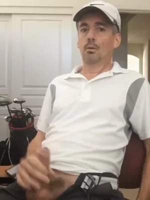 #Sólo #Homosexuálové #Jerking Off #Vertikální Porno #Starší Chlap #Knír #Kšiltovka #Golfer