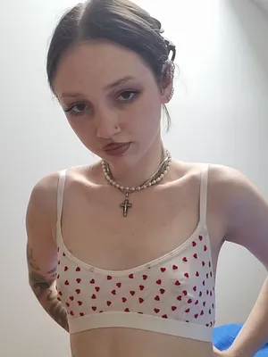 #Amateurs #Teen #Small Tits #Petite #Flashing Tits #Solo #Onlyfans #Bra #Anora Vipi