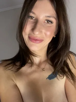#Beautiful #Flashing Tits #Solo #Onlyfans #Teasing #Natural Tits #Sexy #FYP #Lily Snow