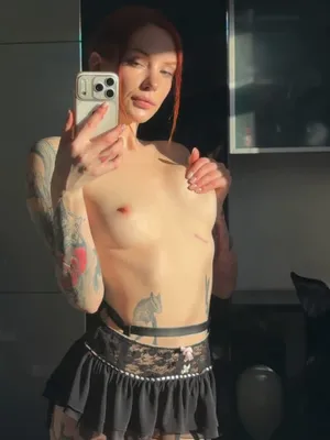 #Amateure #Niedlich #Titten #Rot Kopf #Tätowierung #Muschi #Schön #Rasiert #Spiegel #Solo #Onlyfans #Necken #Heiß #Vertikal Porno #Ginger Lika