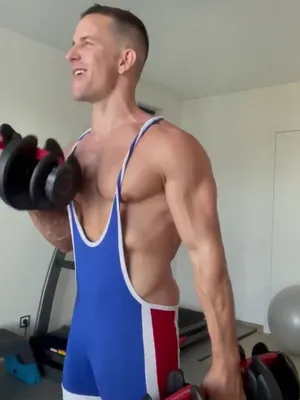 #Muscular #Onlyfans #Vertical Porn #Leaks #Onlyfans Models #Jakubstefano #Jakubstefano23