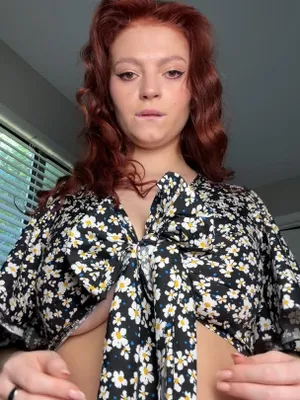 #Amateurs #Tits #Redhead #Flashing Tits #Solo #Bouncing Tits #Onlyfans #Natural Tits #Cute Girl #Sexy Body #Floral Top #Teasing Tits