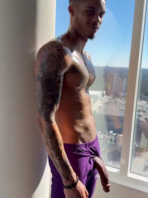 #Velký Černý Péra #Tetování #Olejíček #Velký Péra #Svaly #Sólo #Ponožky #Homosexuálové #Černý Péra #Vertikální Porno #Window Exhibitionist #Černoch