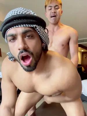 #Asiatique #Levrette #Branlette #Interracial #Arabe #Bareback #Gay #Barbu #Baise #Cheveux Colorés #Vertical Porn