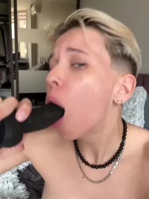 #Tetas #Rubia #Consolador #Solo #Onlyfans #Pelo Corto #Consolador Chupada #Chica Sexy #Vertical Porn #Tiktok Porn #Sexy Tiktok #Tiktok18+ #Cyber V