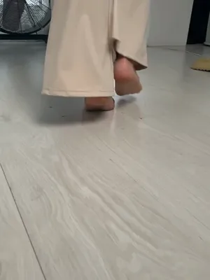 #Fetish #Foot Fetish #Legs #Worship #Mistress #Home #Goddess