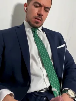 #Cumshot #Big Cock #Solo #Gay #Jerking Off #Huge Cumshot #Boss #Vertical Porn #Headphones #Suit