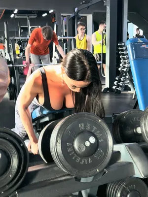 #Amateurs #Brunette #Sport #Vertical Porn