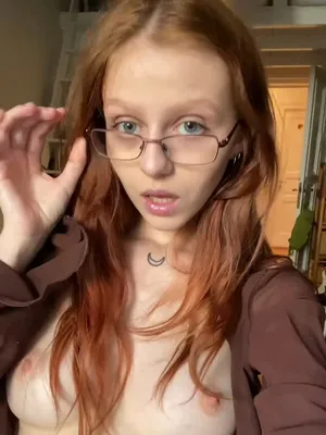 #Amateurs #Teen #Redhead #Tattoo #Glasses #Solo #Young #Onlyfans #Teasing #Natural Tits #Vertical Porn #Lolly Honey