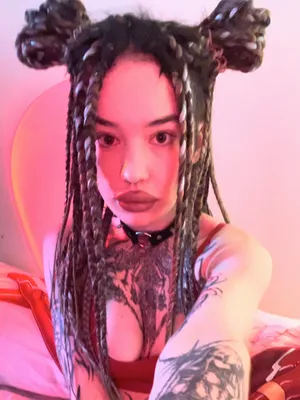 #Amateurs #Brunette #Tattoo #Dreadlocks #Solo #Onlyfans #Fishnet #Fansly #FYP #Vertical Porn #Miss Aliss