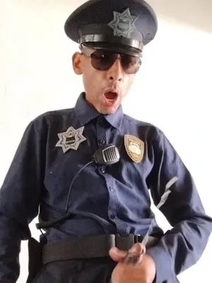 #아마추어 #Cumshot #Cosplay #Police #Solo #게이 #라틴남 #딸딸이 #Cop #Uniform #Officer #Vertical Porn #Paja #선글라스 #모자 #Policia #Video Gay Policia #Uniformes #Lechazo