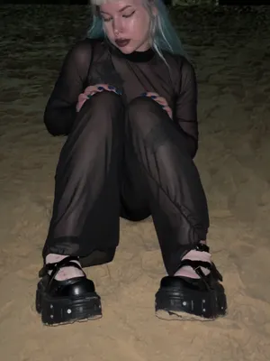 #Amateurs #Tattoo #Solo #Onlyfans #Teasing #Colored Hair #Vertical Porn #Winona