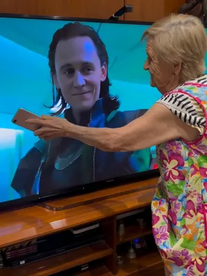#Funny #Old #Granny #Phone #FYP #Tv #Leaks