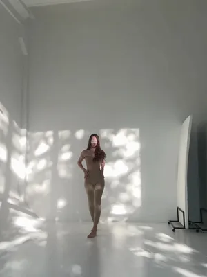 #Brunette #Mask #Fetish #Leggings #Teasing #Women #Worship #Mistress #Perfectbody #Tall #Long Legs #Goddess #Skinny