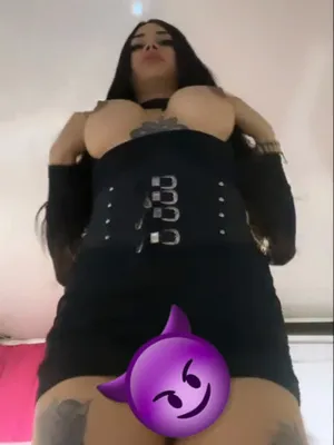 #Shemale #Vertical Porn #Onlyfans Models #TS Evelyns66