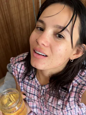 #Amateurs #Teen #Brunette #Latina #Fetish #Solo #Teasing #Kinky #Piss Drinking #Nose Piercing #Leaks #Adult Content #Exclusive Content #See My Fetish #Selling Content #Yumi Cuffs