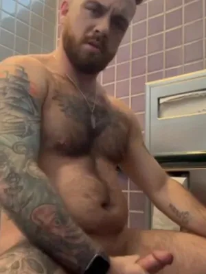 #Hairy #Cumshot #Nipple Piercing #Solo #Gay #Bearded #Jerking Off #Vertical Porn #Chubby