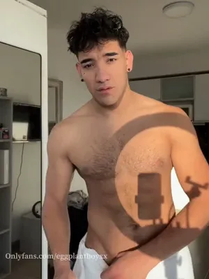 #Onlyfans #Gay #Vertical Porn #Leaks #Onlyfans Models #Berenjenaboy #Eggplantboyxx