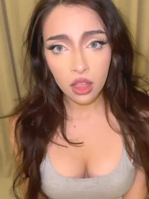 #Brunette #Onlyfans #Ahegao #Vertical Porn #Leaks #Onlyfans Models #Chloe Marini