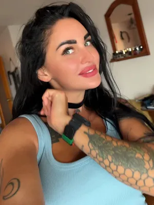 #Amateurs #Brunette #Onlyfans #Teasing #Ilona Ray