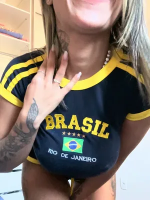 #Tatuaggi #Culo #Latina #Bella #Da Sola #Onlyfans #Calde #Fisico Perfetto #Sensuale #Ragazze Tatuate #Piercing All' Ombelico #Brasil Fit #Midriff Tattoo