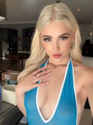 #Onlyfans #Vertical Porn #Jazlyn Ray #Filtraciones #Modelos De Onlyfans