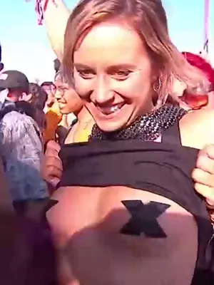 #Festival Sluts #Vertical Porn