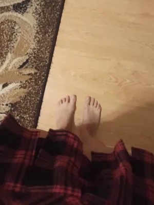 #Amatorzy #Brunette #Foot Fetish #Solo #Onlyfans #Vertical Porn #Gabbi
