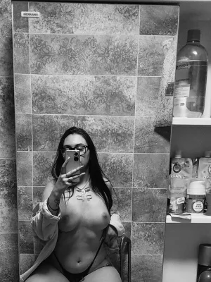 #Tatouage #Lunettes #Fansly #Yanalova