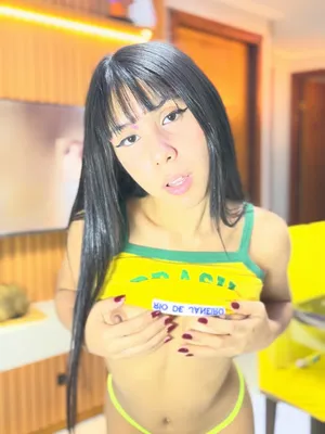 #Tits #Beautiful #Flashing Tits #Solo #Onlyfans #挑逗 #Brazilian #Hot #Sexy #Bang Hair #Brasil Outfit