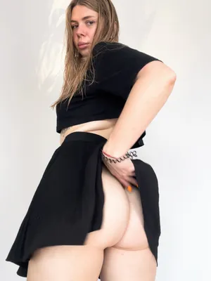 #Ass #Skirt #Solo #Sexy #Whitegirl #Shaking Ass #Vertical Porn