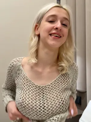 #Amateurs #Tatouage #Blonde #Piercing Tétons #Exhibition Seins #Solo #Nichons Rebondissants #Onlyfans #Chaud #Corps Parfait #Séduisant #Nipple Piercings #Selfie Style #Sternum Tattoo