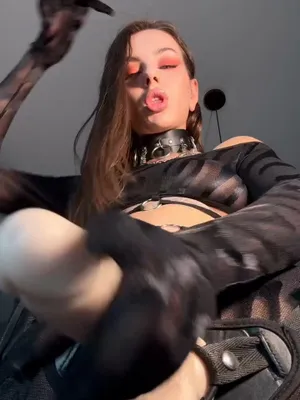#Amateurs #Brunette #BDSM #Strapon #Onlyfans #Teasing #Vertical Porn