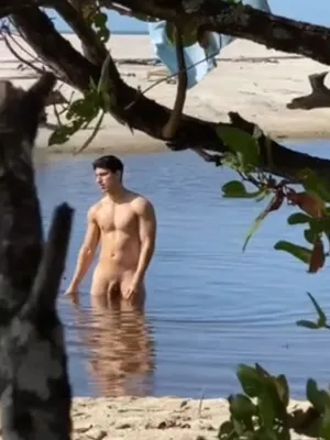 #Öffentlich #Lutschen #Cumshot #Strand #Muskulös #Spanner #Bareback #Schwul #Ficken #Wichsen #Mütze