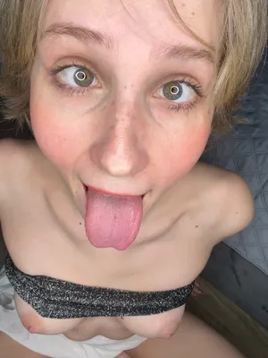 #Amateurs #Teen #Beautiful #Solo #Onlyfans #Teasing #Ahegao #Vertical Porn