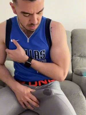 #Cumshot #Leggings #Big Cock #Solo #Gay #Jerking Off #Hairy Armpits #Vertical Porn #Cum In Leggings