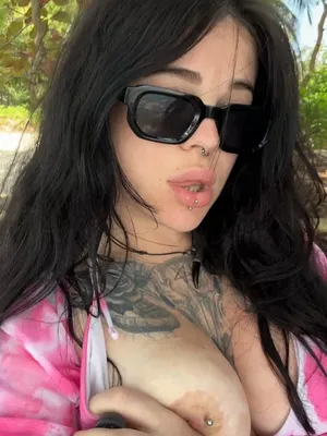 #素人 #Teen #Big Tits #Brunette #Tattoo #Beautiful #Nipple Piercing #Solo #Onlyfans #焦らし #Hot #Vertical Porn #Nose Piercing #サングラス #Linacut