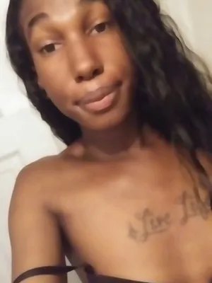 #Shemale #Ebony #Beautiful #Vertical Porn