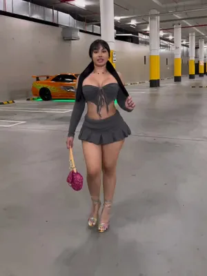 #Brune #Minigonna #Tacchi #Onlyfans #Tiktok Porn #Perdite #Onlyfans Modelle #Sensuale Tiktok #Tiktok18+ #E30principessa