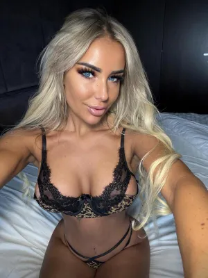 #Big Tits #Pod Prysznicem #Blonde #Beautiful #Czech #Onlyfans #Lucysea