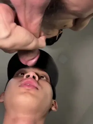 #Asian #Blowjob #Tattoo #Cumshot #Face Mask #Bareback #ゲイ #Slim #ツインク #Hairy Cock #Fucking #オナニー #Chinese #キャップ