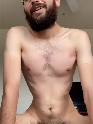 #Cumshot #Athletic #Bearded #Hairy Cock #Vertical Porn