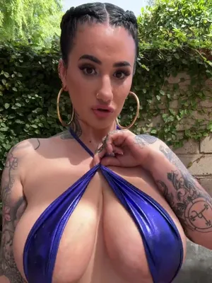 #Big Tits #Brunette #Tattoo #Solo #Teasing #Swimsuit #Tiktok Porn #Arabelle Raphael #Tiktok18+