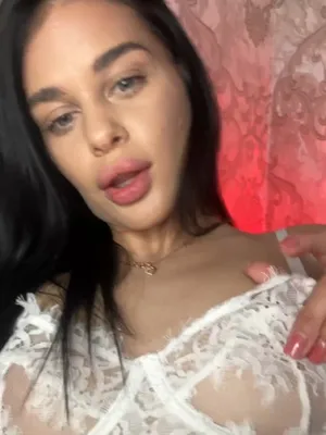 #Aficionados #Morena #Coño #Dedos #Lencería #Solo #Onlyfans #Casero #Sexy #Lindas #Masturbación De Coño #Pink Nails #Lace Bra