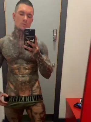 #Tatuaje #Muscular #Onlyfans #Gay #Vertical Porn #Filtraciones #Modelos De Onlyfans #Andrew England #Andrew England88