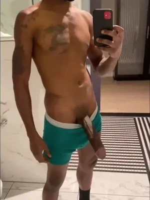 #Tattoo #Ebony #Handjob #Black Cock #Monster Cock #Vertical Porn